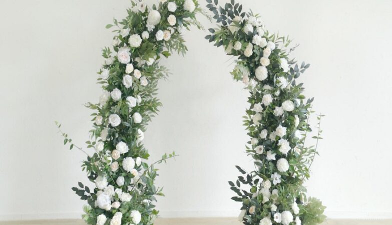 Floral arches for weddings